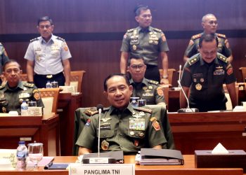 Rapat Tertutup DPR Bersama Panglima TNI dan Kepala Staf AD AL AU