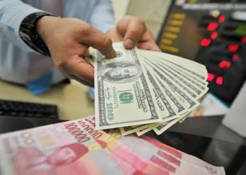 Rupiah Melemah Hari Ini Sementara IHSG Menguat