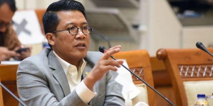 Kenaikan Cukai Rokok Tekan Konsumen dan Pengaruhnya Terhadap Pendapatan Negara