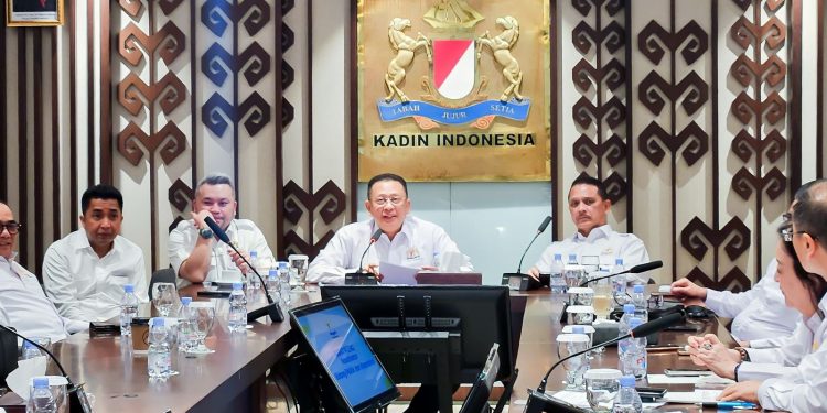 Bamsoet Soroti Pentingnya Stabilitas Politik bagi Dunia Usaha di Forum Kadin