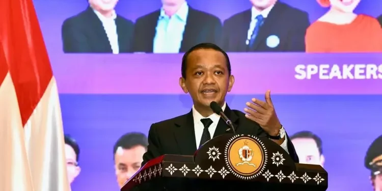 Kekhawatiran Bahlil Saat Harga Minyak Mencapai 70 Dolar AS per Barel