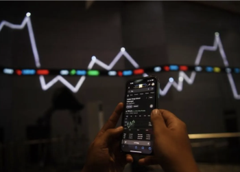 IHSG Menguat Sementara Rupiah Melemah