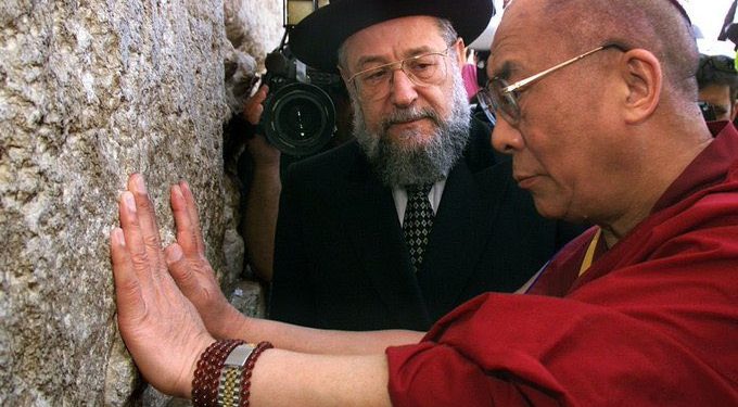 Dalai Lama ke-14 Mulai Mencari Reinkarnasi untuk Jadi Dalai Lama ke-15