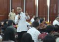 Eddy Soeparno Menampung Aspirasi Mahasiswa Unsrat dengan Fokus pada Lingkungan