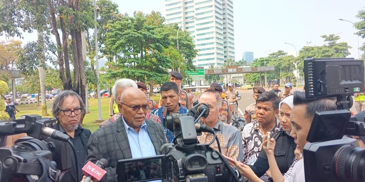 PEREKAT Nusantara dan TPDI Desak MPR Cabut Jabatan Wapres Gibran