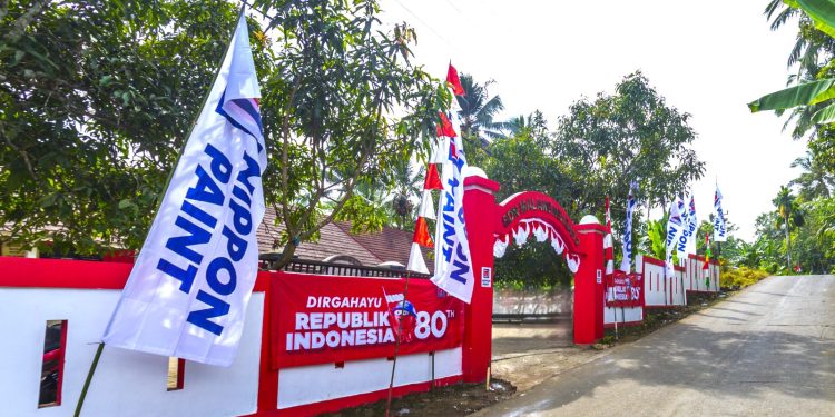 Hari Kemerdekaan RI ke-80 Nippon Paint melalui Program CSR Merah Putih untuk Nelayan dan Pesisir