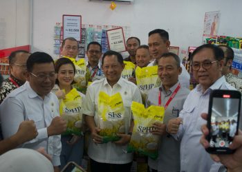 Mendagri Tito Pantau Stabilitas Pangan: SPHP Senjata Ampuh Tahan Harga Beras