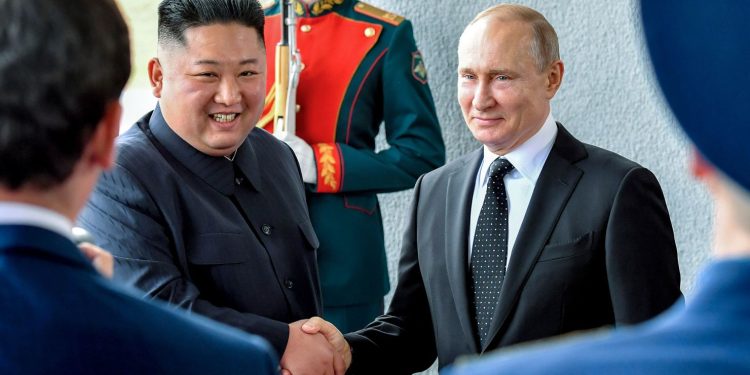 Jelang Pertemuan Putin dan Trump, Kim Jong Un Tiba-tiba Dihubungi Putin