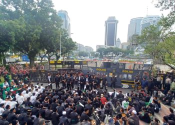 Aksi Bela Kiai, Negara Harus Berdiri Teguh Melawan Korporasi!