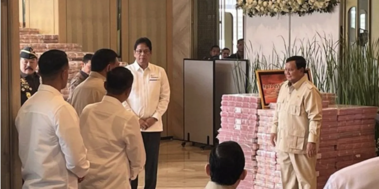 Satu Tahun Prabowo-Gibran: Warisan Hutang Rezim Jokowi dan Strategi Pertumbuhan Ekonomi Purbaya
