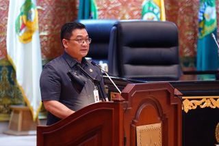 Pemprov Riau Berkomitmen Selesaikan Tunda Bayar Rp906 Miliar di APBD-P 2025