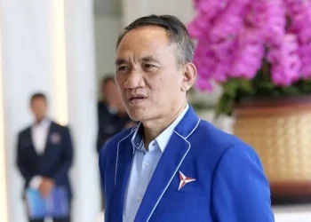 Andi Arief dan 34 Tokoh Nasional Menolak Gelar Pahlawan untuk Soeharto