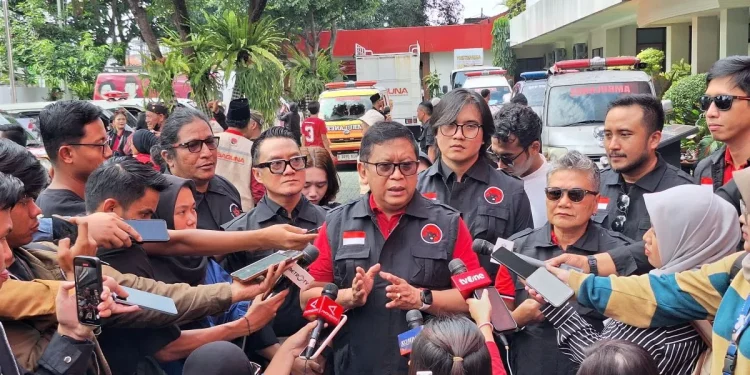 Sekjen PDIP Respons Terhadap Pengibaran Bendera GAM di Aceh
