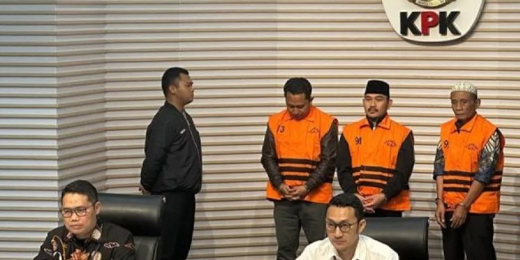 Rutin Minta Fee Proyek, Dalam Setahun Terima Rp14,2 Miliar