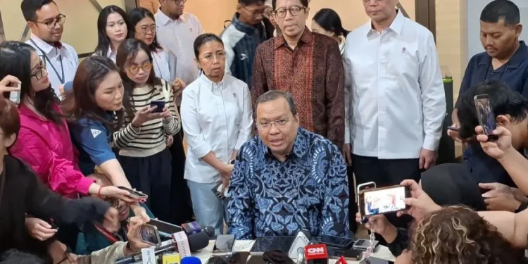 IHSG Terjun Bebas, Komisi XI Anggap Mundurnya Dirut BEI Tindakan Bijak