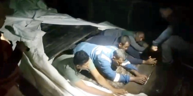 Aksi TNI AL Gagalkan Penyelundupan Timah Senilai Rp 12,5 M di Perairan Bangka