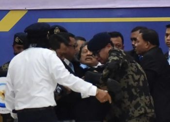 Menteri KKP Sempat Pingsan Saat Berada di Depan Jenazah Korban Kecelakaan Pesawat
