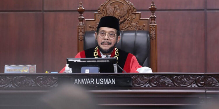 Surat Peringatan Diberikan ke Anwar Usman Terkait Ketidakhadiran Sidang