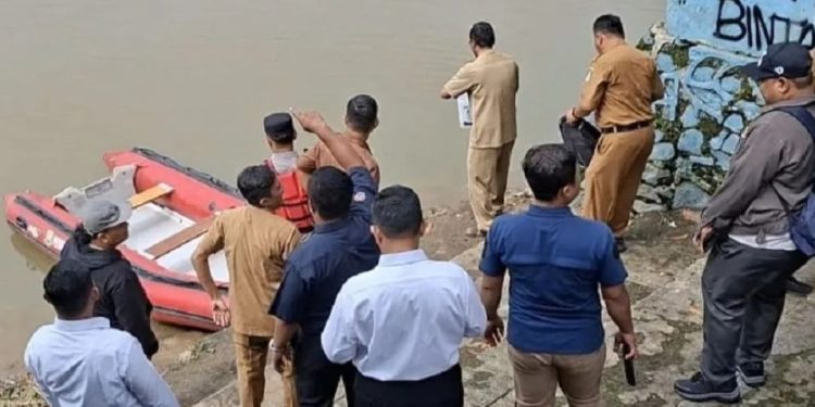 Kali di Kota Tangsel dan Tangerang Tercemar Setelah Kebakaran Gudang Kimia