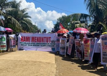 Warga dan WALHI Protes Aktivitas Tambang di Halmahera Selatan